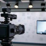 Como a IA transforma gravações multicâmera com removedor de fundo